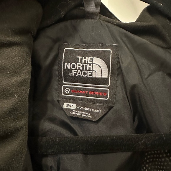 North Face Rain Jacket - Picture 5 of 5